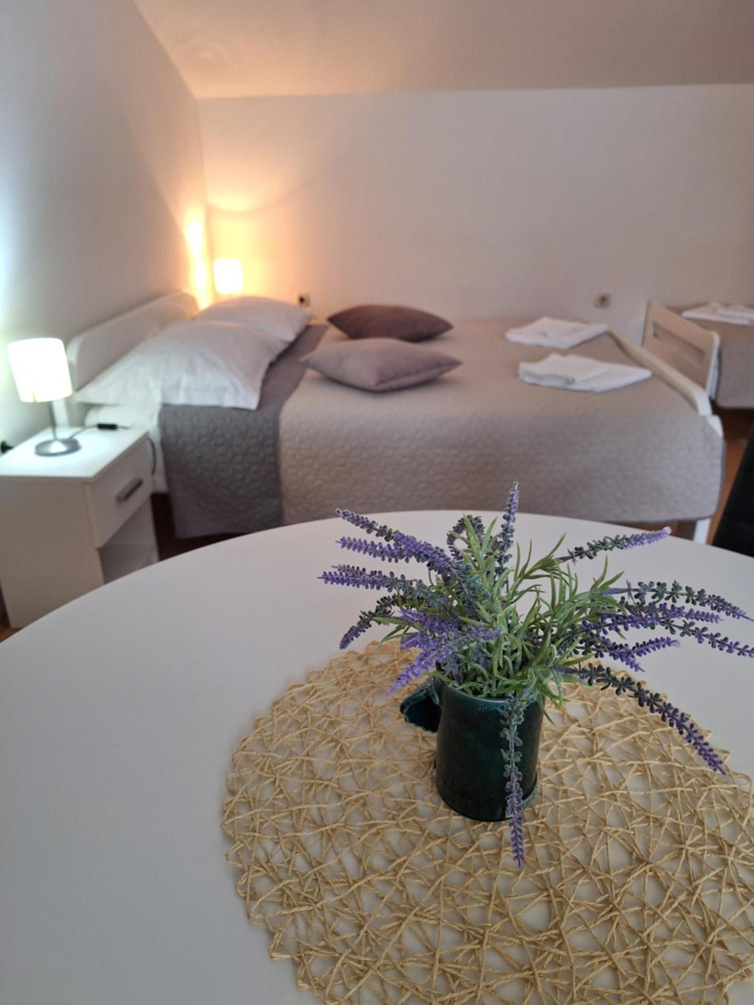 Apartments Kozjan Karlovac Eksteriør billede
