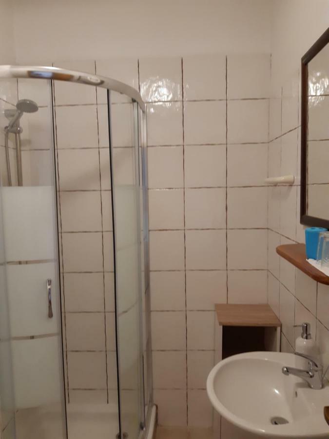 Apartments Kozjan Karlovac Eksteriør billede